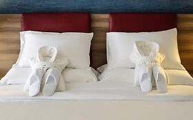 Atrium Airport Hotel