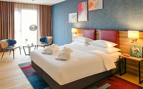 Atrium Airport Hotel
